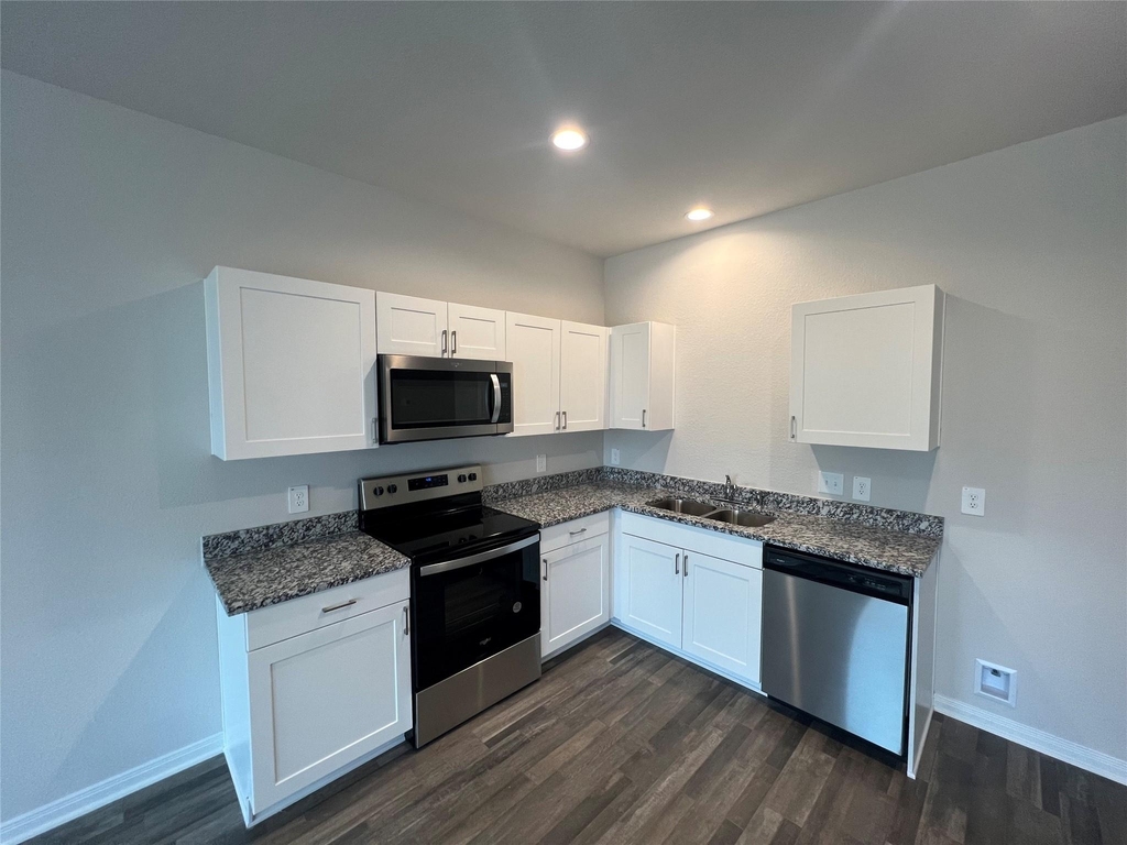 2520 18th Street - Photo 10