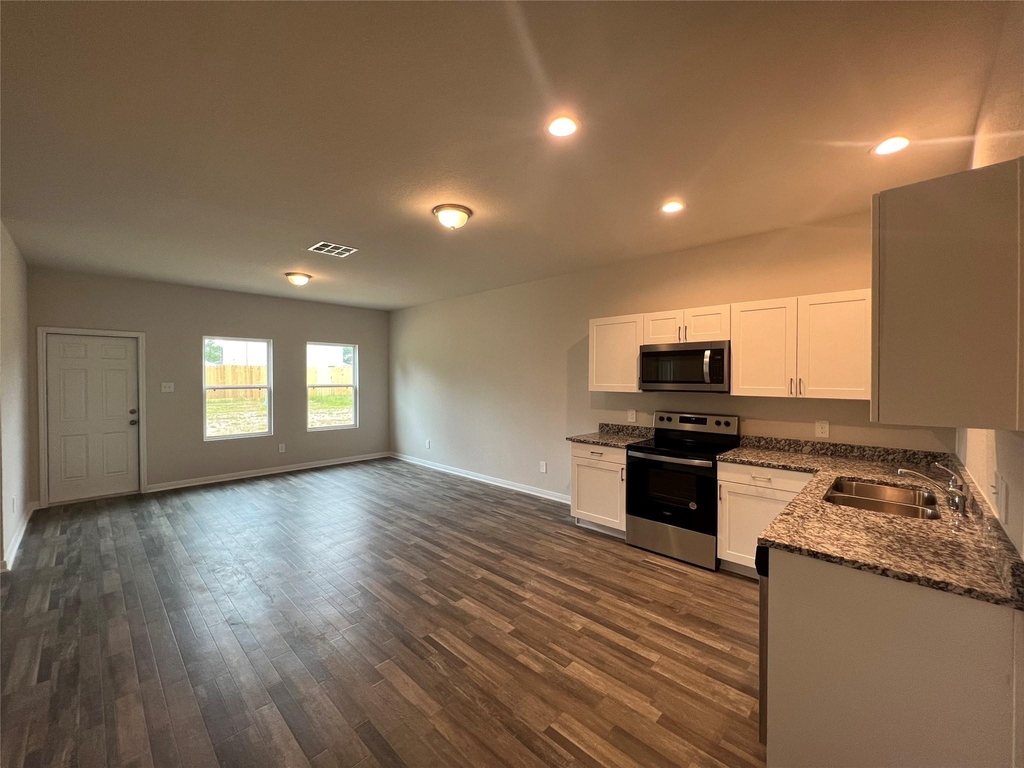 2520 18th Street - Photo 9