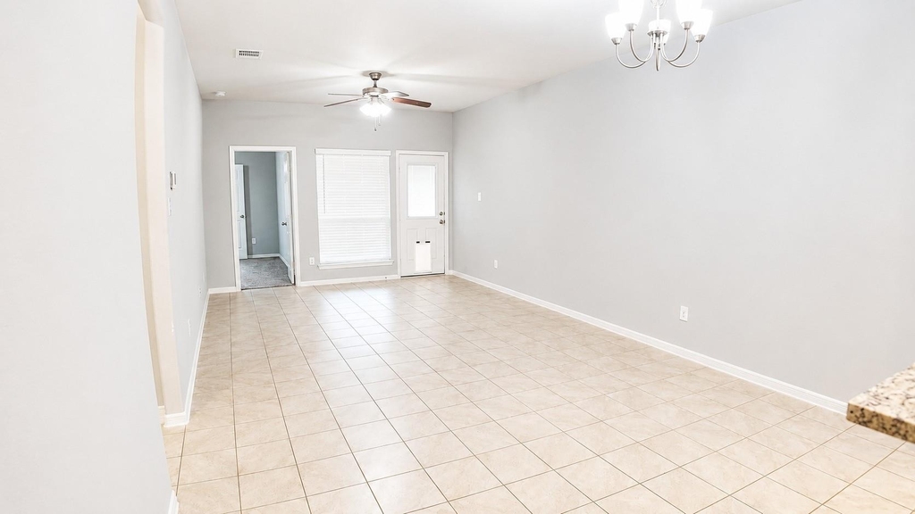 124 Camelot Place Court - Photo 9