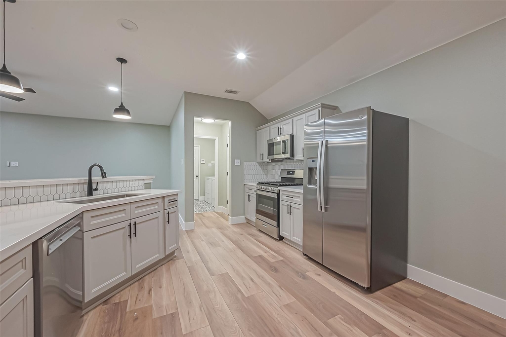2 Garden Lodge Place - Photo 14