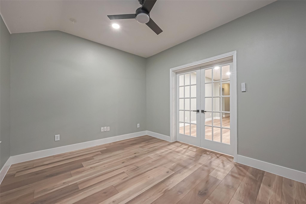 2 Garden Lodge Place - Photo 27