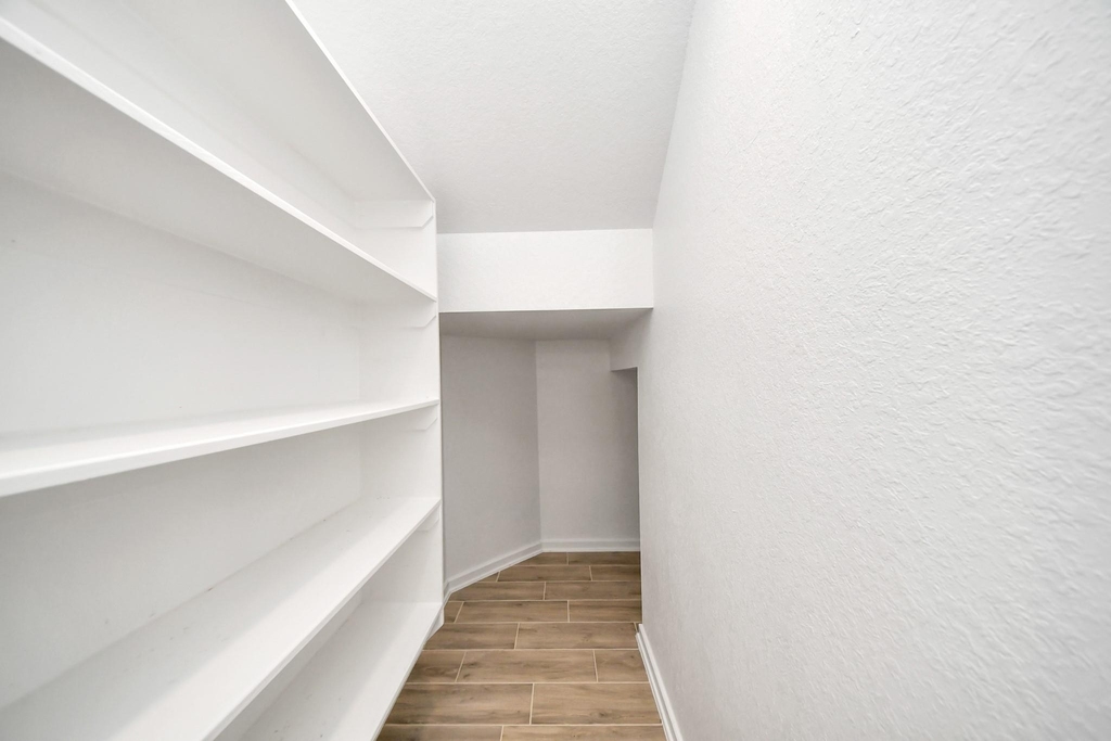 24754 Levante Drive - Photo 25
