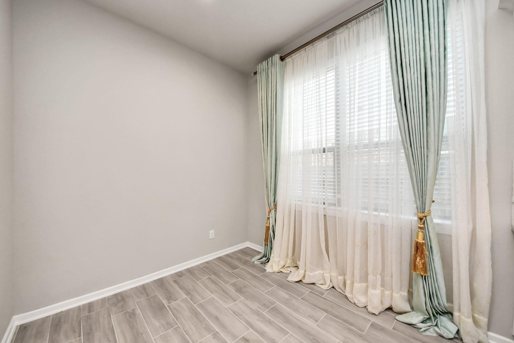 24754 Levante Drive - Photo 37