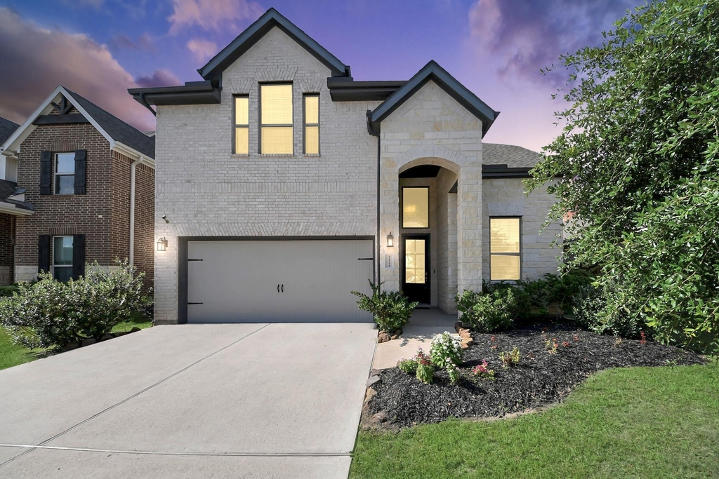 24754 Levante Drive - Photo 0
