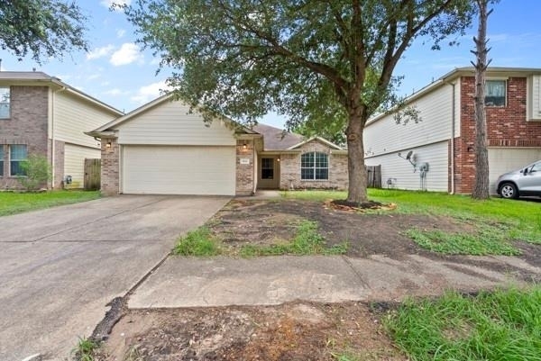 5915 Shining Leaf Court - Photo 0