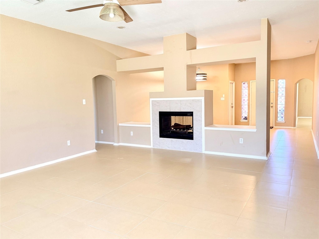 23023 Canal Road - Photo 9
