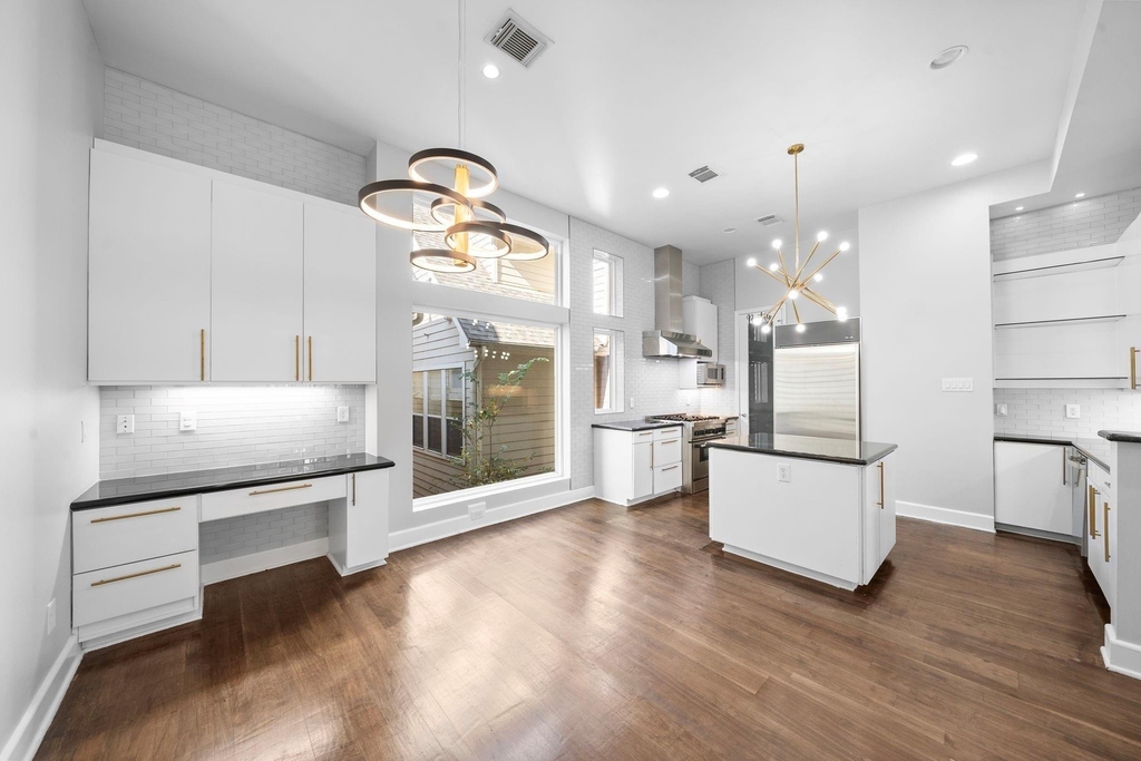 1822 Brun Street - Photo 7