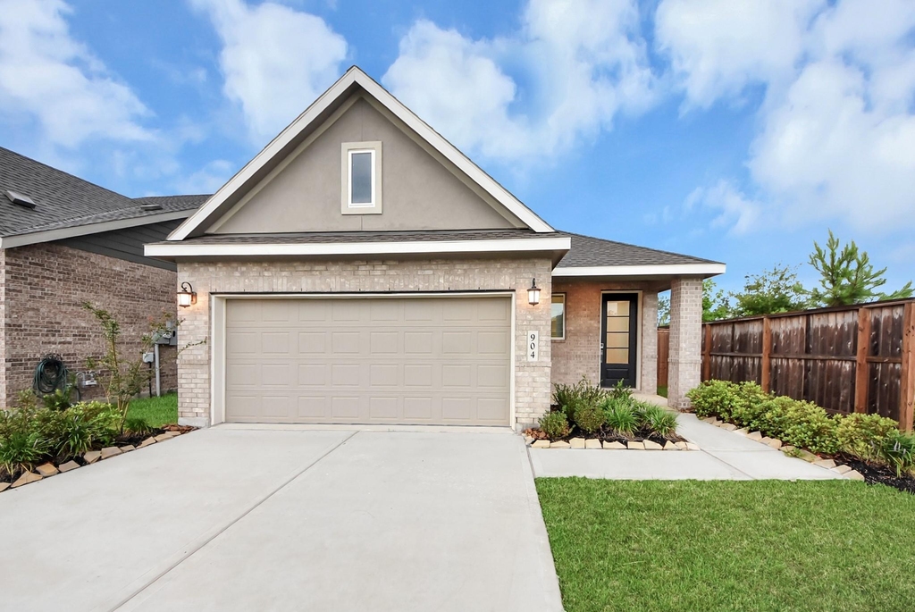 904 Capracotta Drive - Photo 0