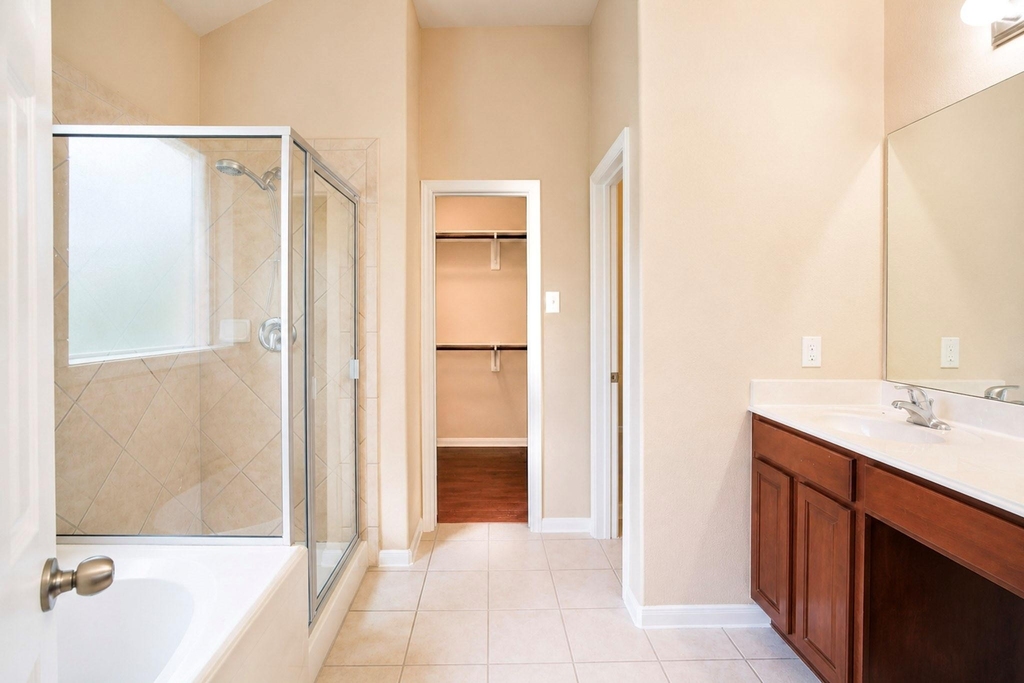 5219 Heatherdawn Court - Photo 18