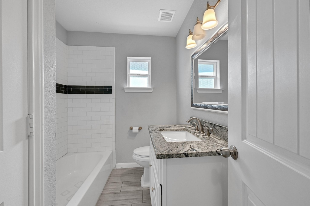 6705 Sherwood Drive - Photo 10