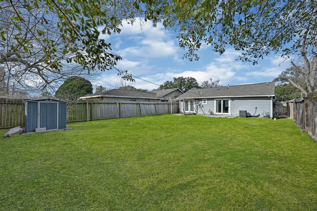 6705 Sherwood Drive - Photo 14
