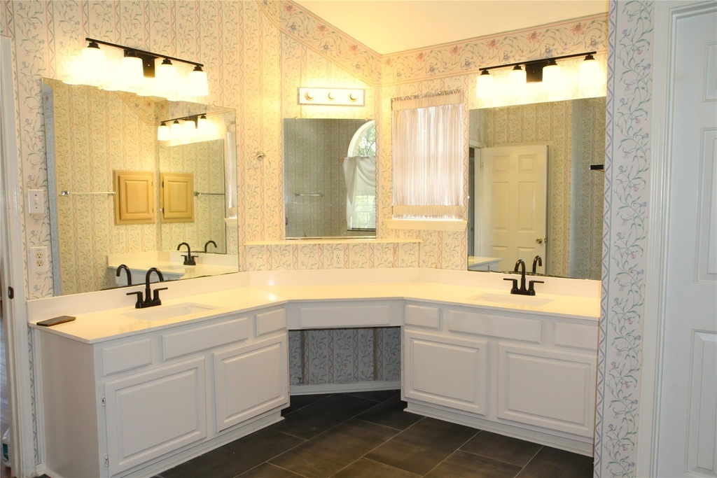 1235 Deer Ridge Drive - Photo 9