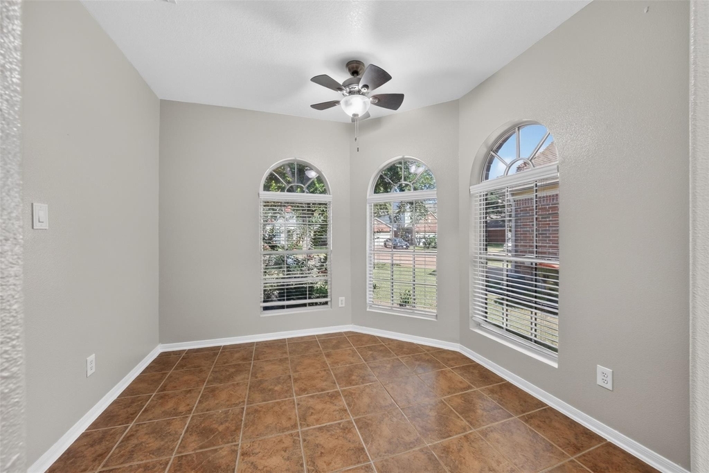 15506 Fir Woods Lane - Photo 11