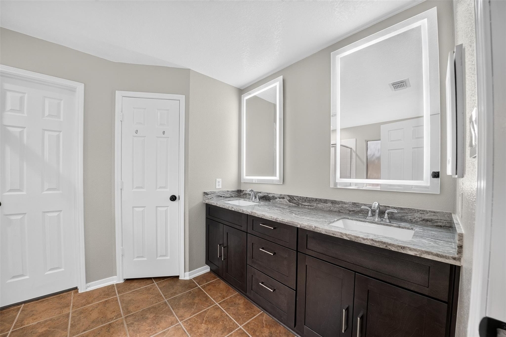 15506 Fir Woods Lane - Photo 19