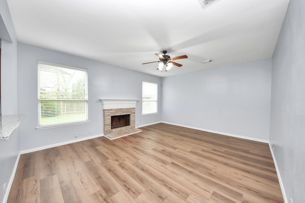 9002 Sundown Drive - Photo 15