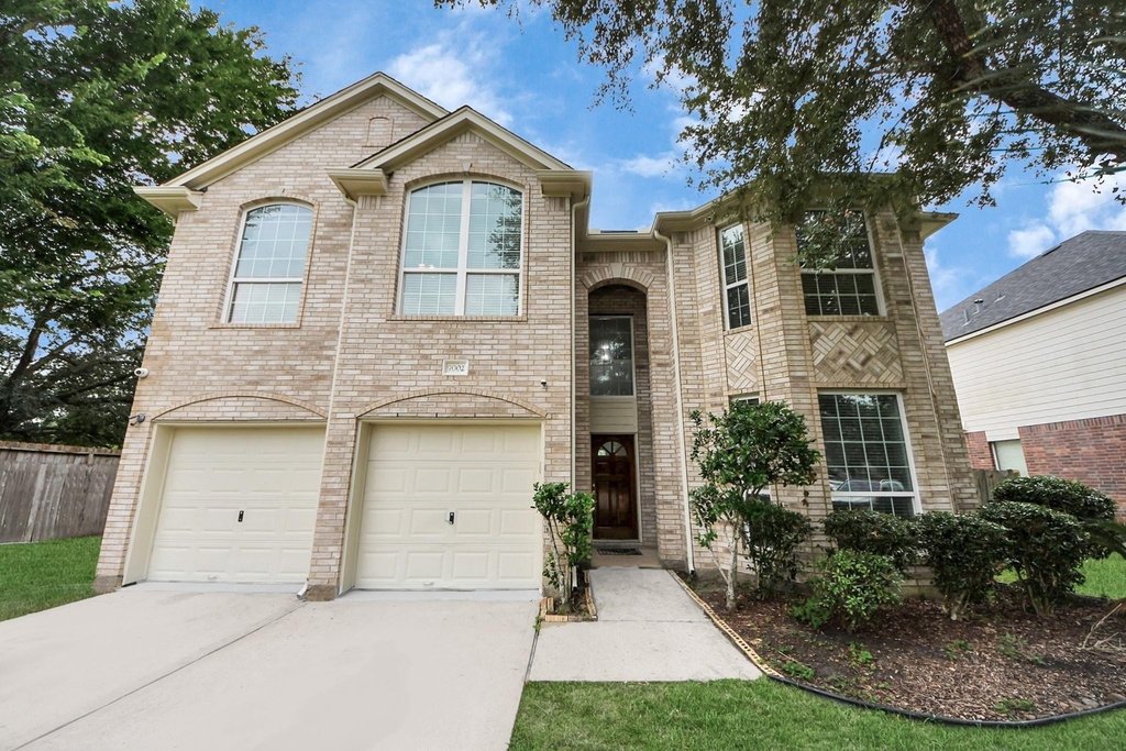 9002 Sundown Drive - Photo 2