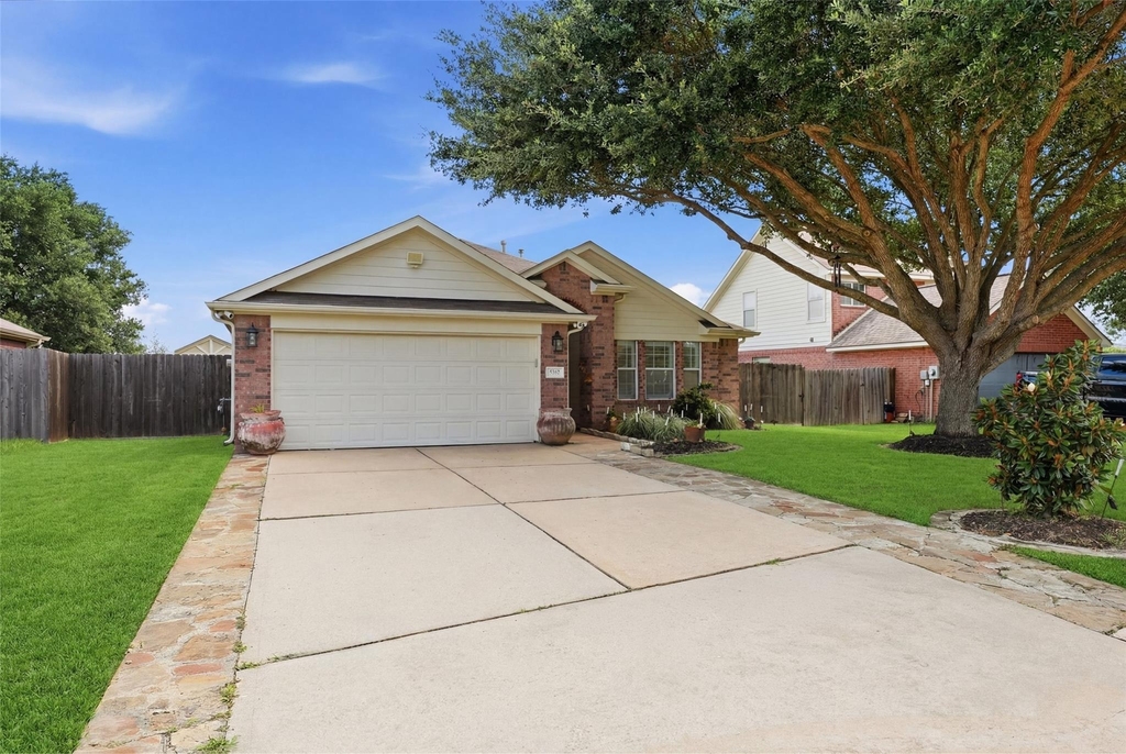 5362 Kyla Circle - Photo 1