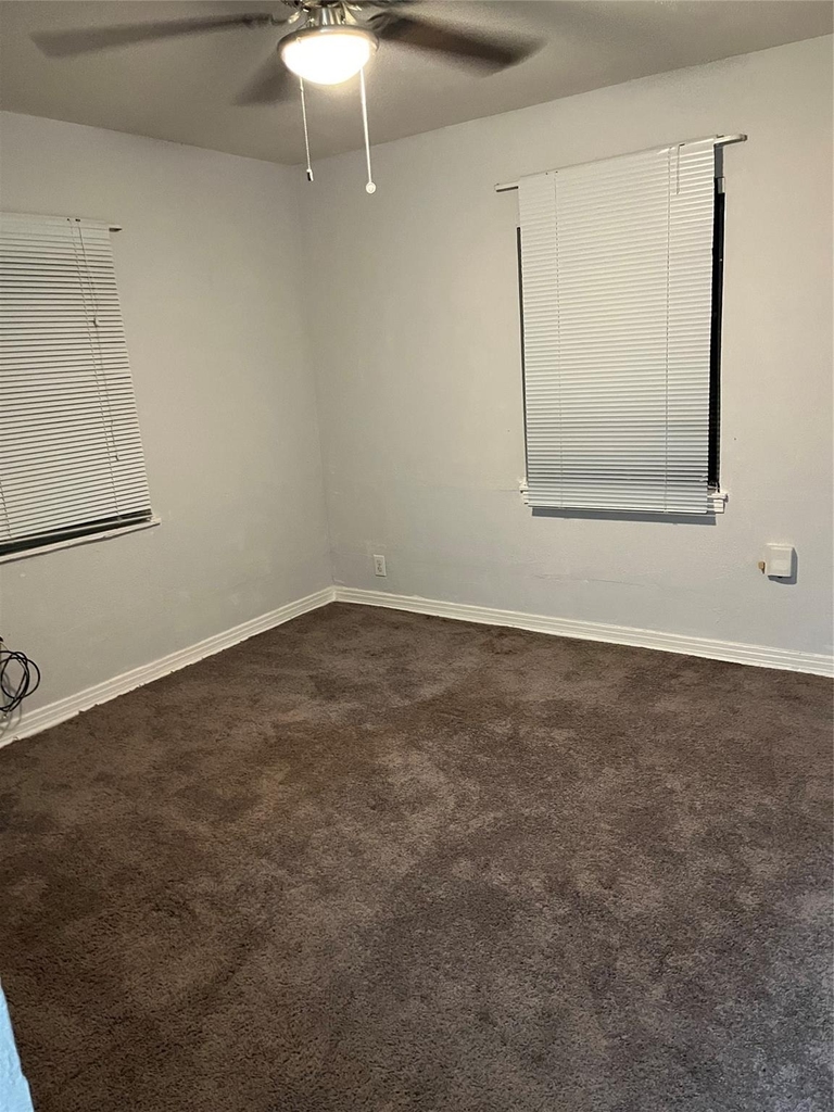 7634 South Hall Street - Photo 4