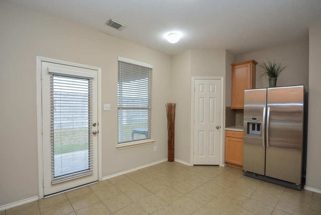 9203 Kransbury Lane - Photo 20