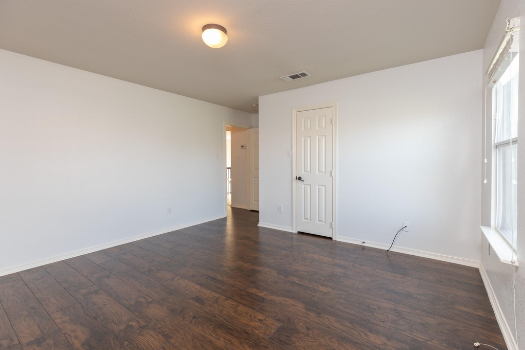 18611 Polo Meadow Drive - Photo 35