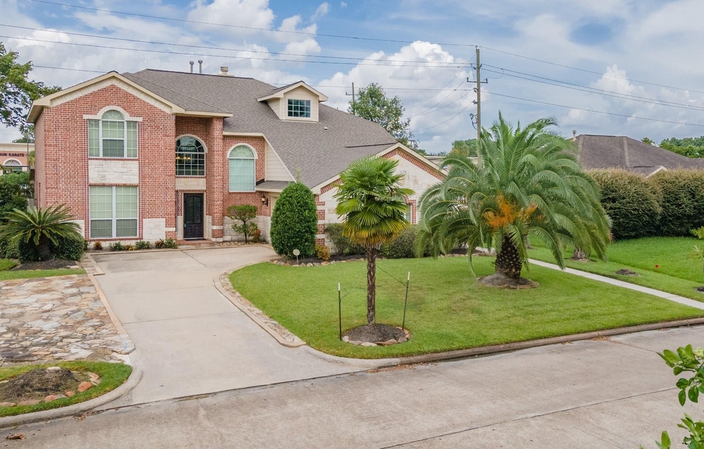 18611 Polo Meadow Drive - Photo 0