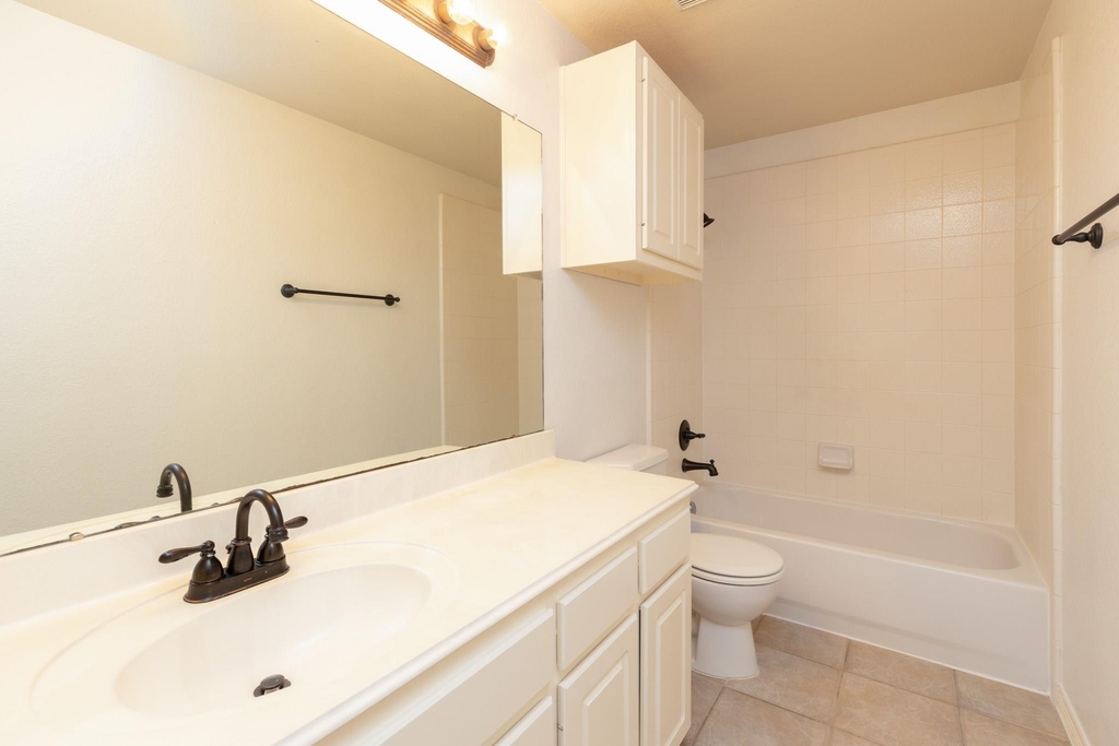 18611 Polo Meadow Drive - Photo 33