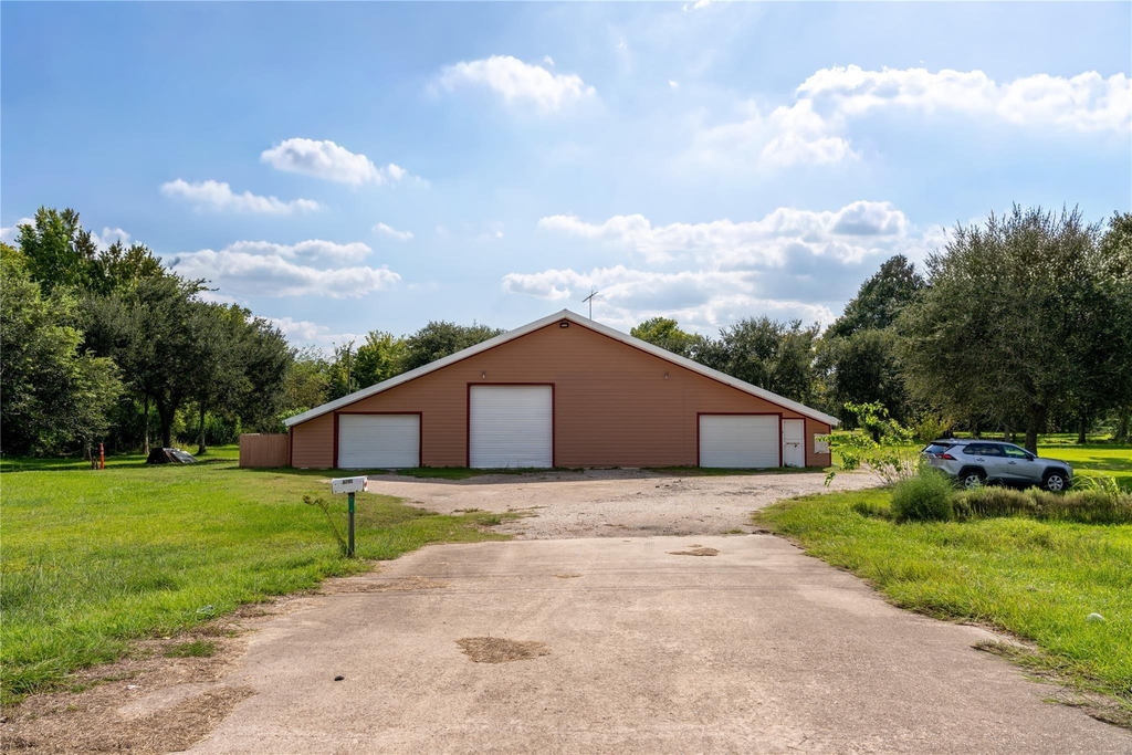 3245 W Highway 6 - Photo 18