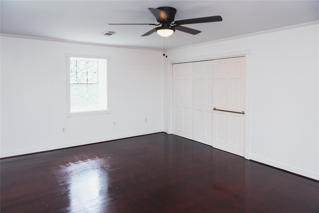 3245 W Highway 6 - Photo 1