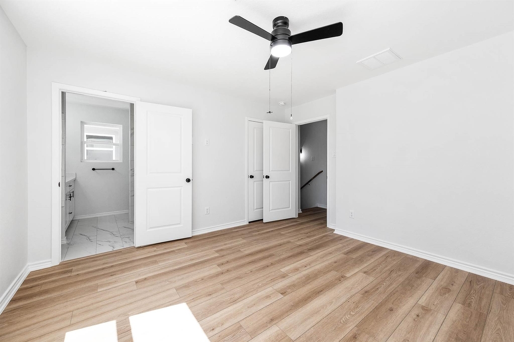 2018 Hampton Street - Photo 17