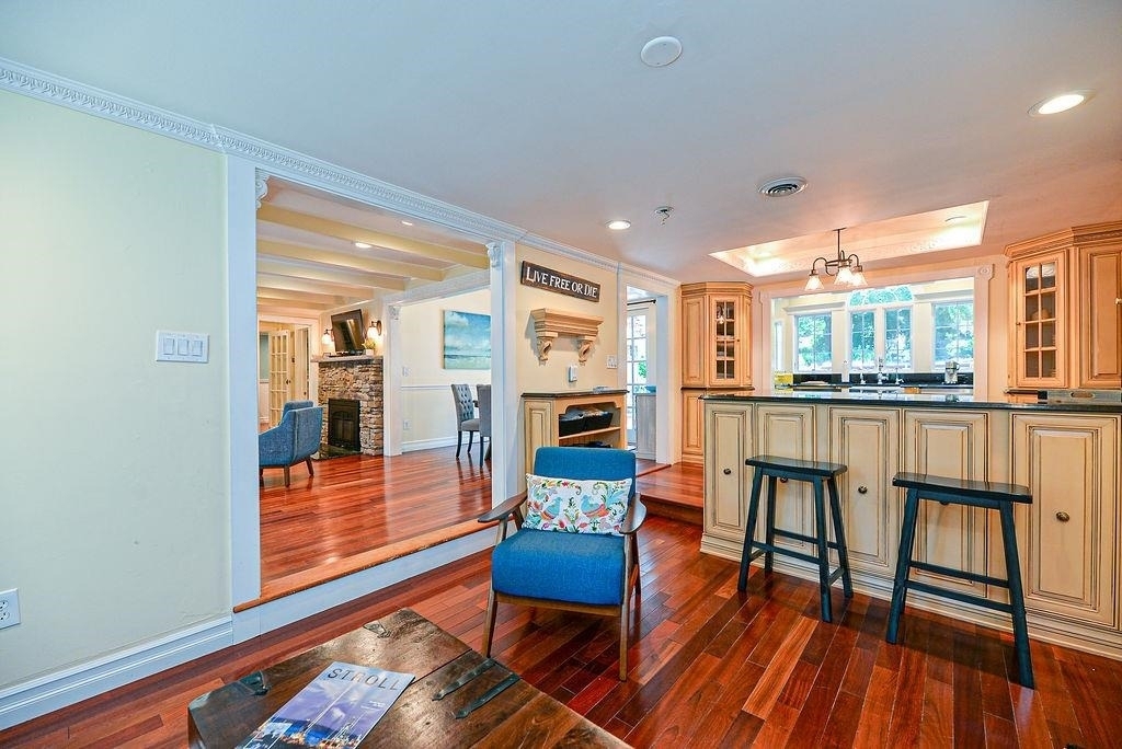 113 Wentworth - Photo 8