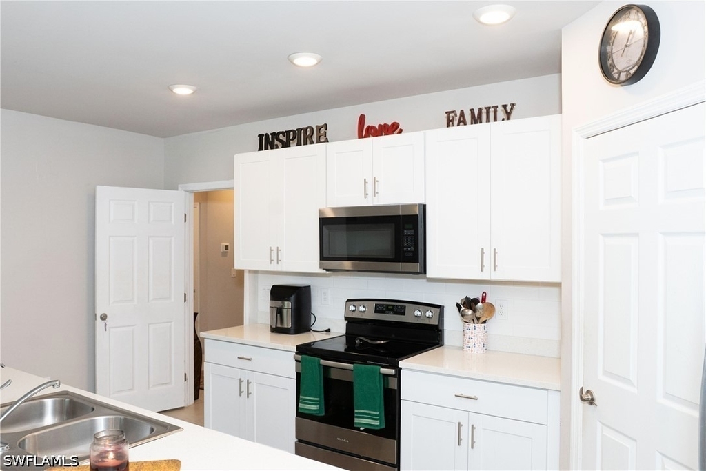 5190 42nd Street Ne - Photo 15