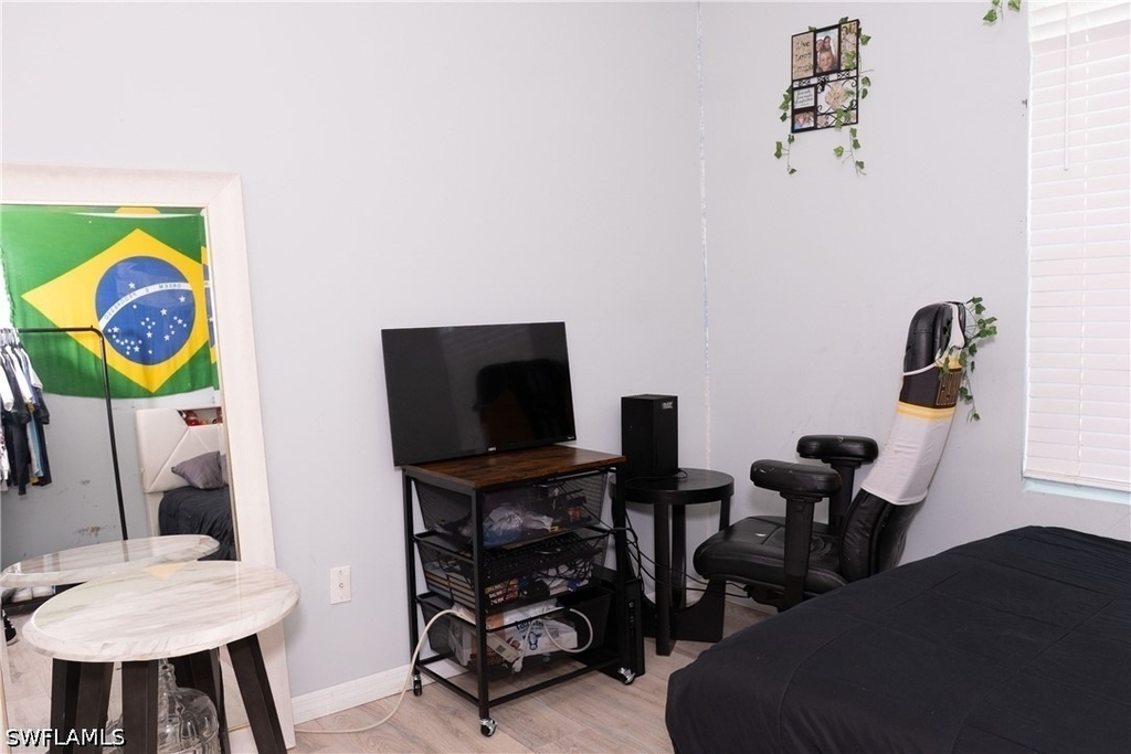 5190 42nd Street Ne - Photo 19