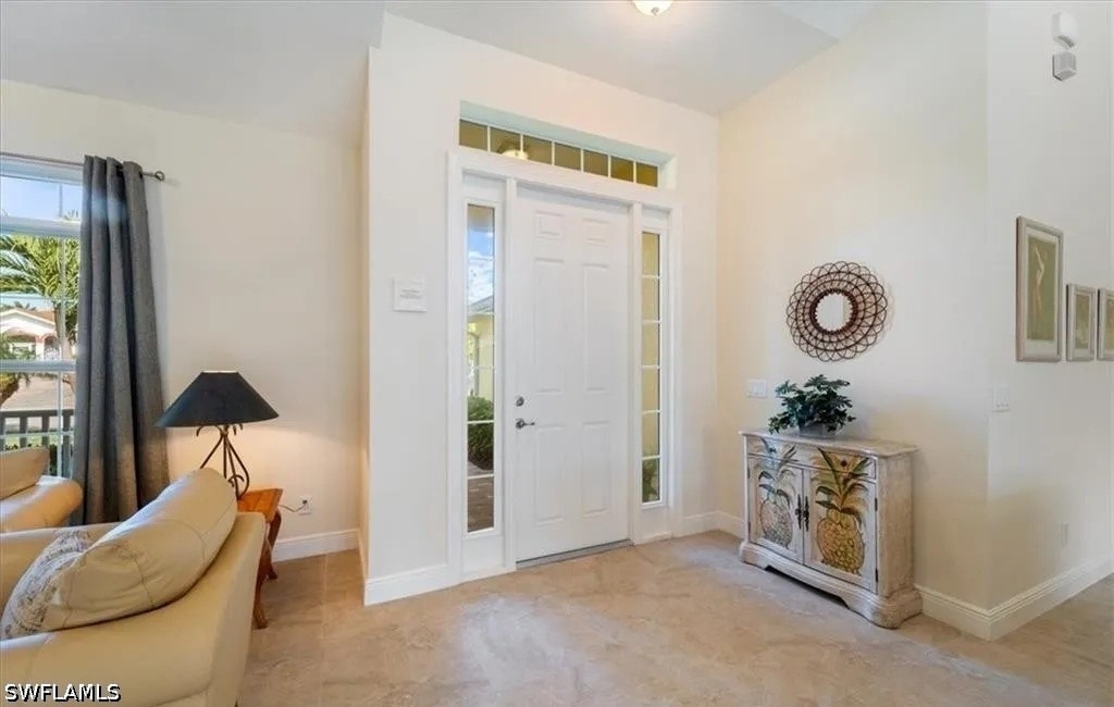 732 7th Avenue N - Photo 9