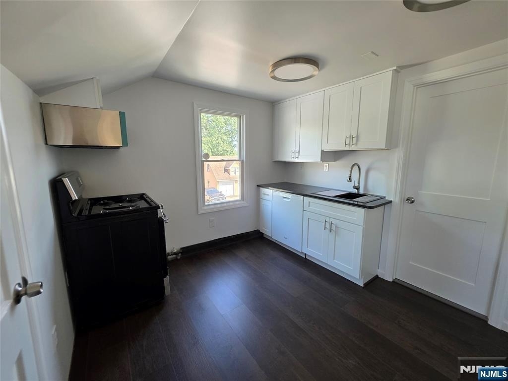 71 Orchard - Photo 2