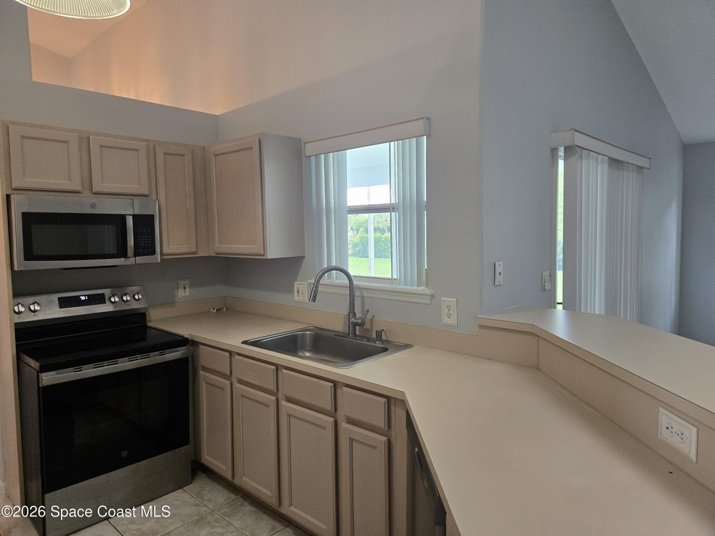 292 Carmel Drive - Photo 6