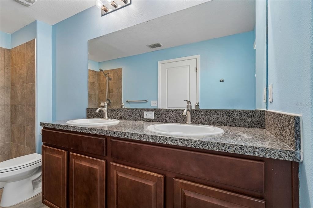10687 Lake Montauk Drive - Photo 25