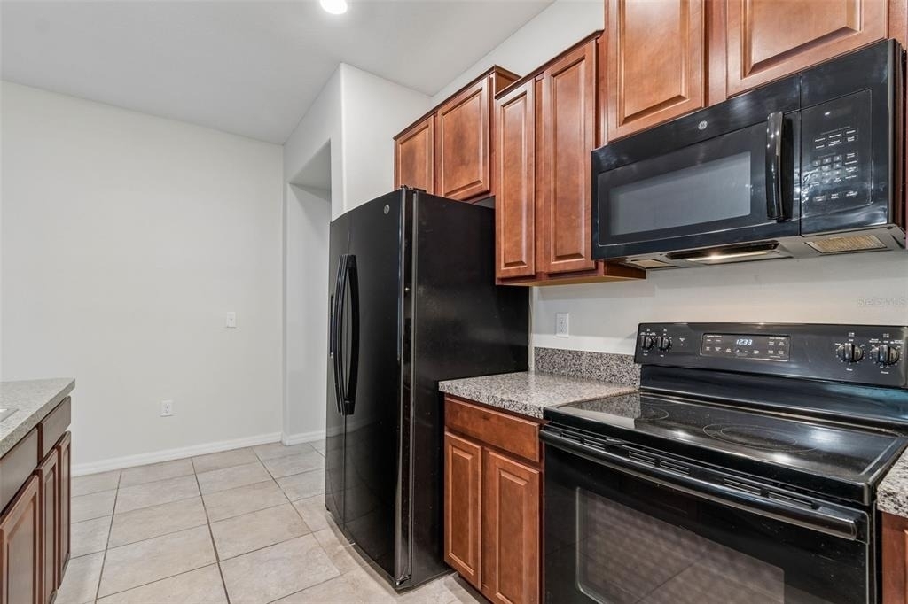 10687 Lake Montauk Drive - Photo 11