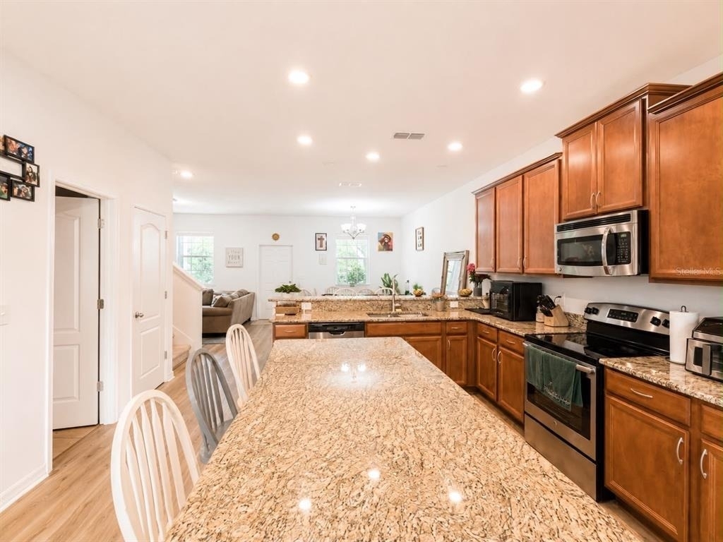 12820 Strode Lane - Photo 10