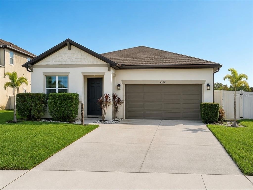 2410 Bittle Way - Photo 0