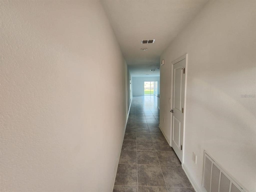 2713 Runners Circle - Photo 4
