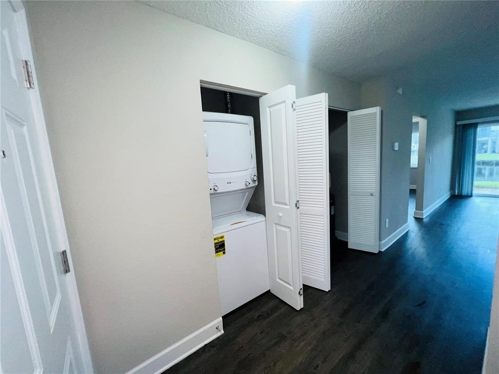 2556 Woodgate Boulevard - Photo 6
