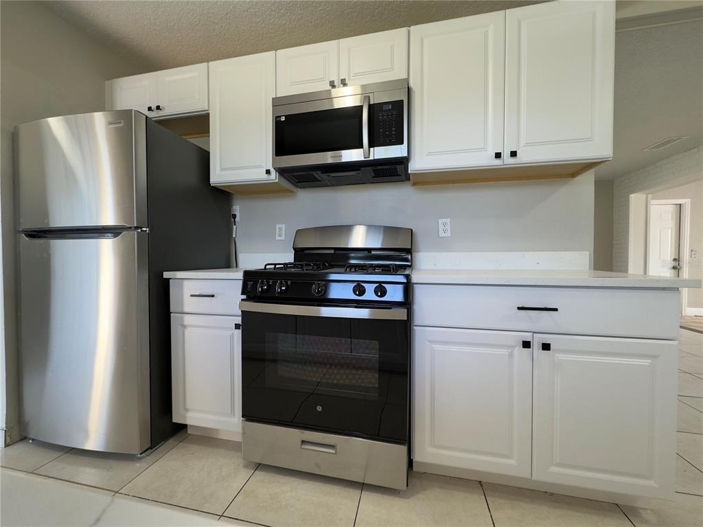 1219 Browning Avenue - Photo 1