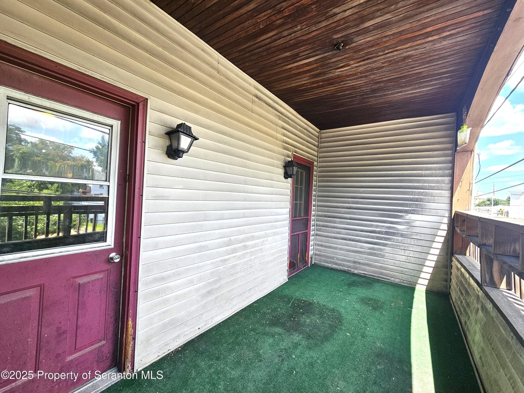 114 S Valley Avenue - Photo 6
