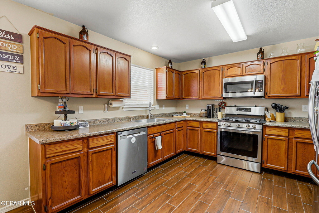 14233 Spanish Point Drive - Photo 11