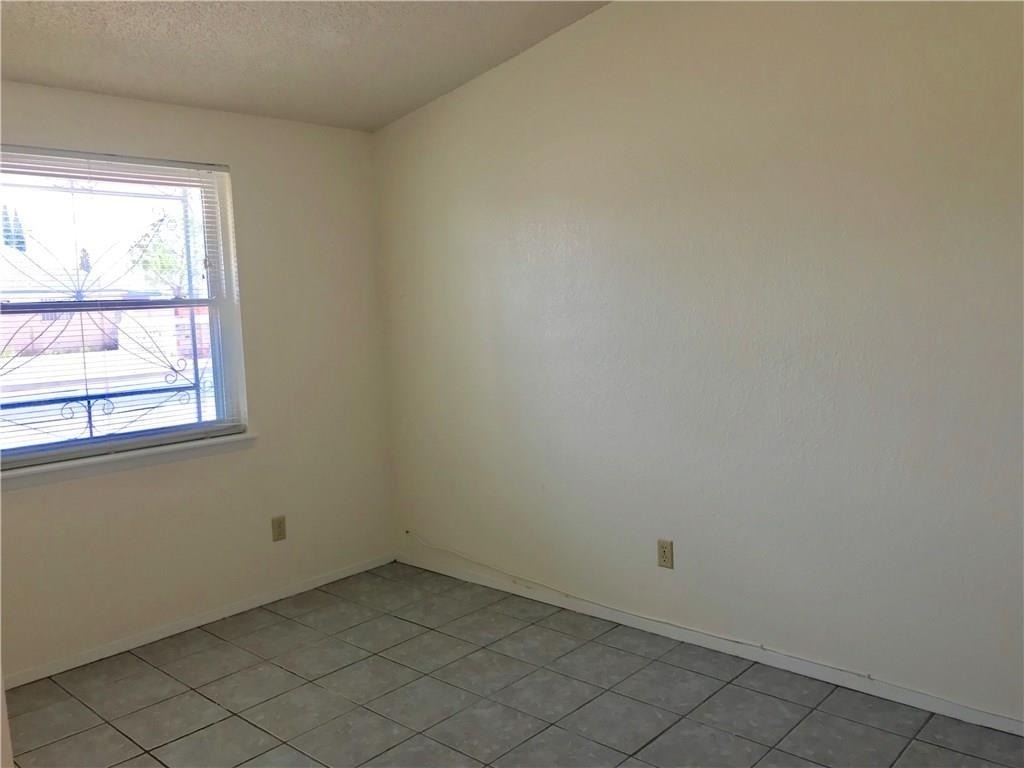 8500 Lakehurst Road - Photo 10