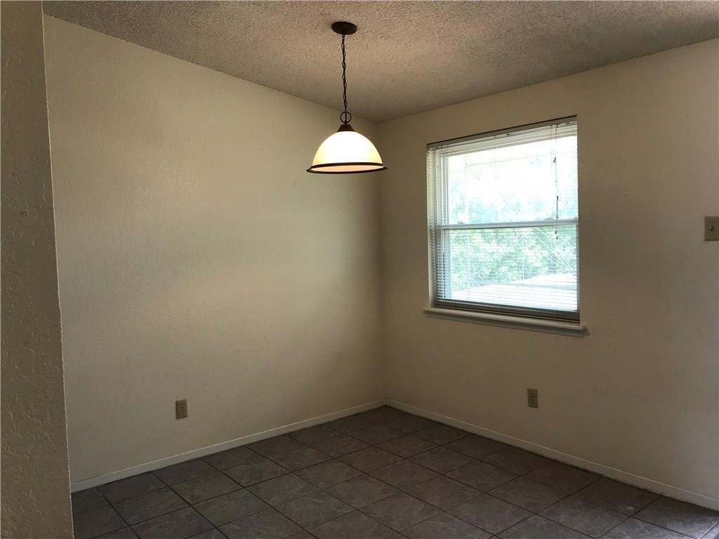 8500 Lakehurst Road - Photo 4