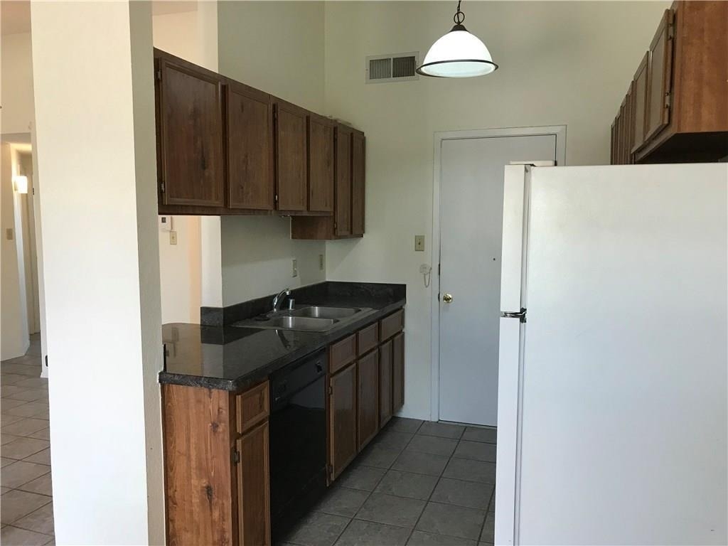 8500 Lakehurst Road - Photo 1