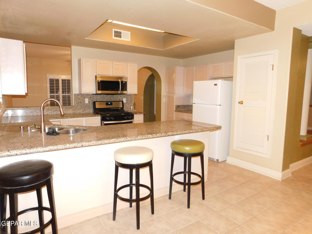 917 Tecate Place - Photo 11