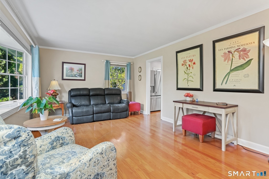 118 Lloyd Drive - Photo 3