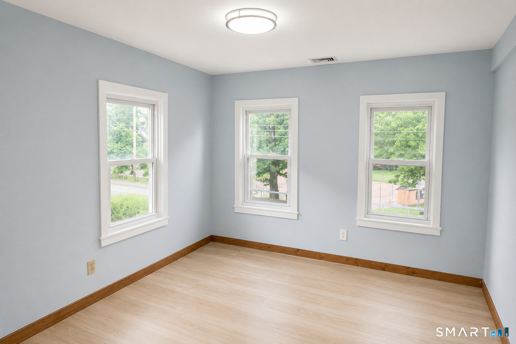 708 Howe Avenue - Photo 3